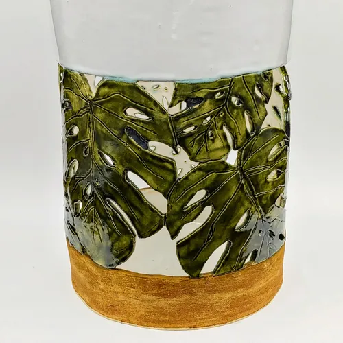 MWhi Pottery
