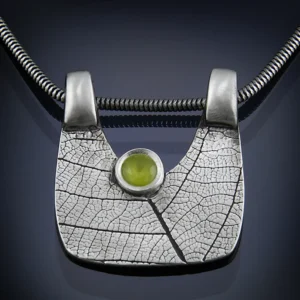 Pursuesilver