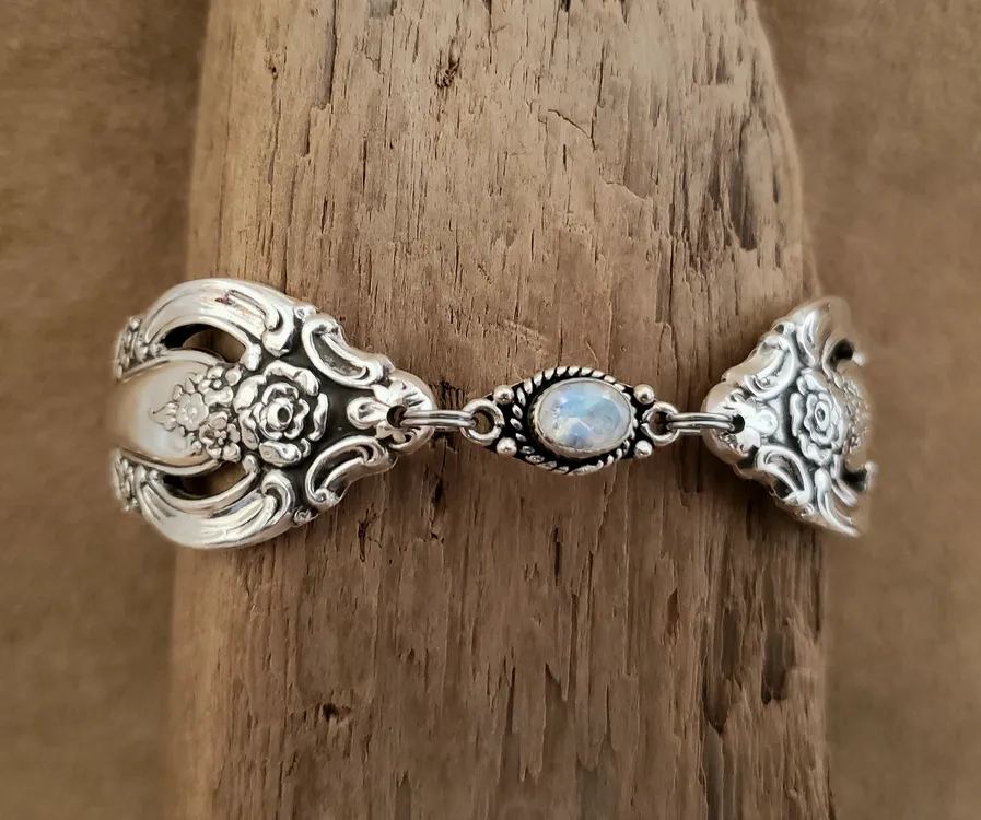 Twisted Sisters Studio